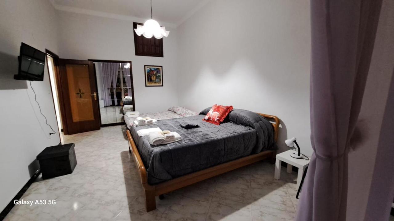 Aurora E Dad Naples Center B&B Dış mekan fotoğraf