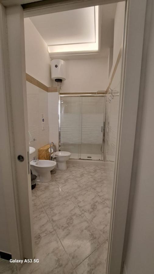 Aurora E Dad Naples Center B&B Dış mekan fotoğraf