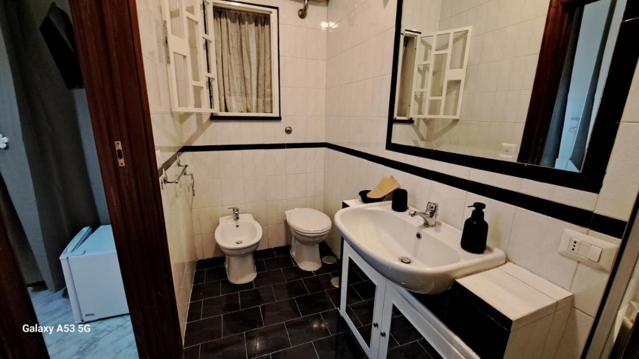Aurora E Dad Naples Center B&B Dış mekan fotoğraf