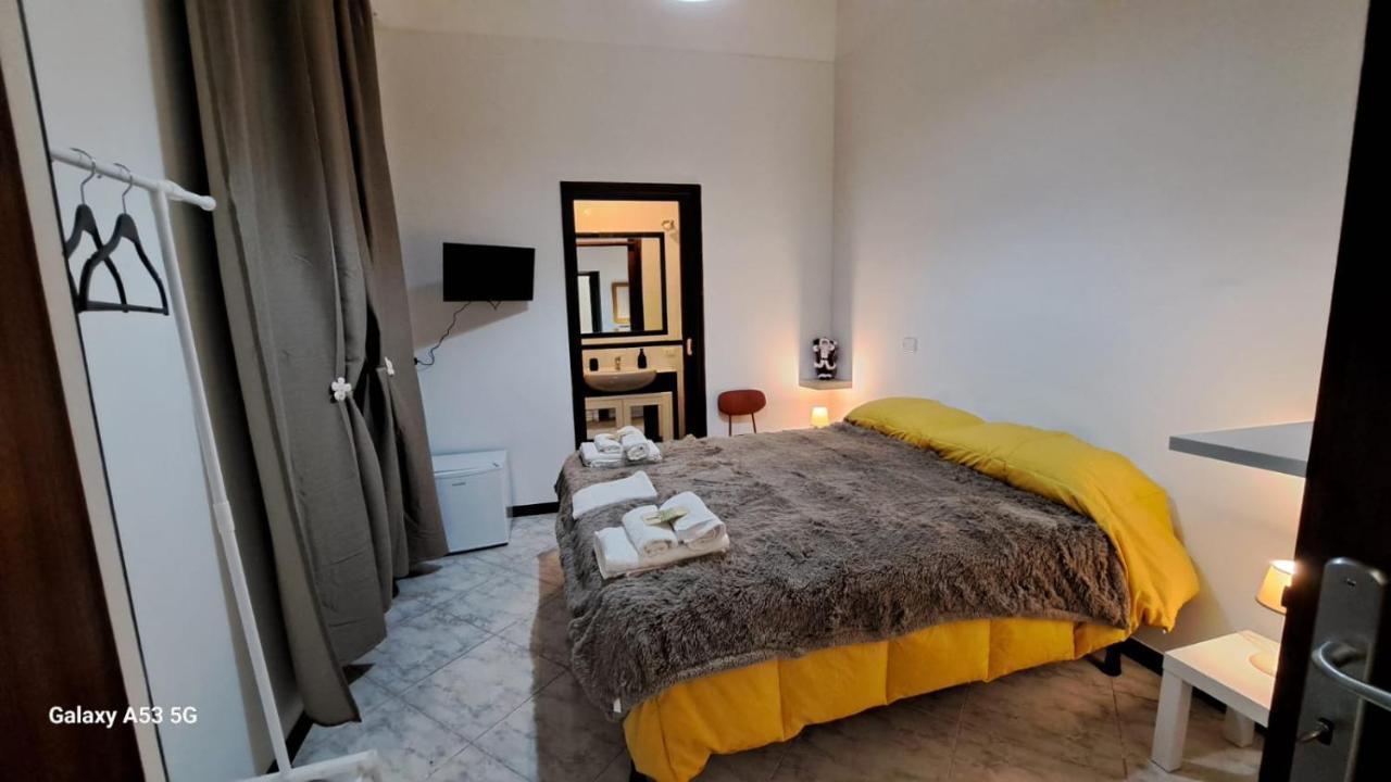 Aurora E Dad Naples Center B&B Dış mekan fotoğraf