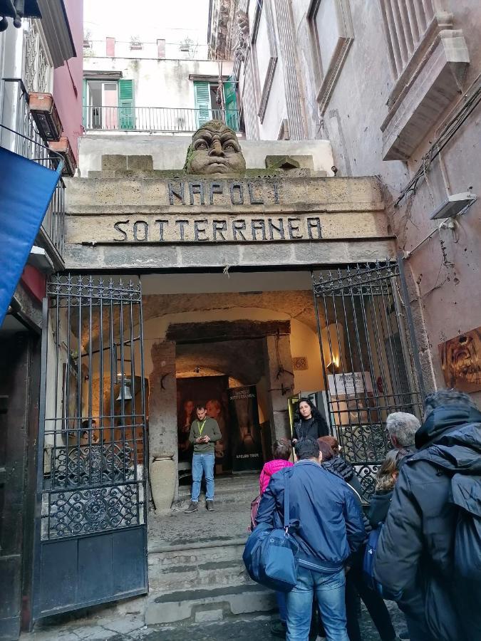 Aurora E Dad Naples Center B&B Dış mekan fotoğraf