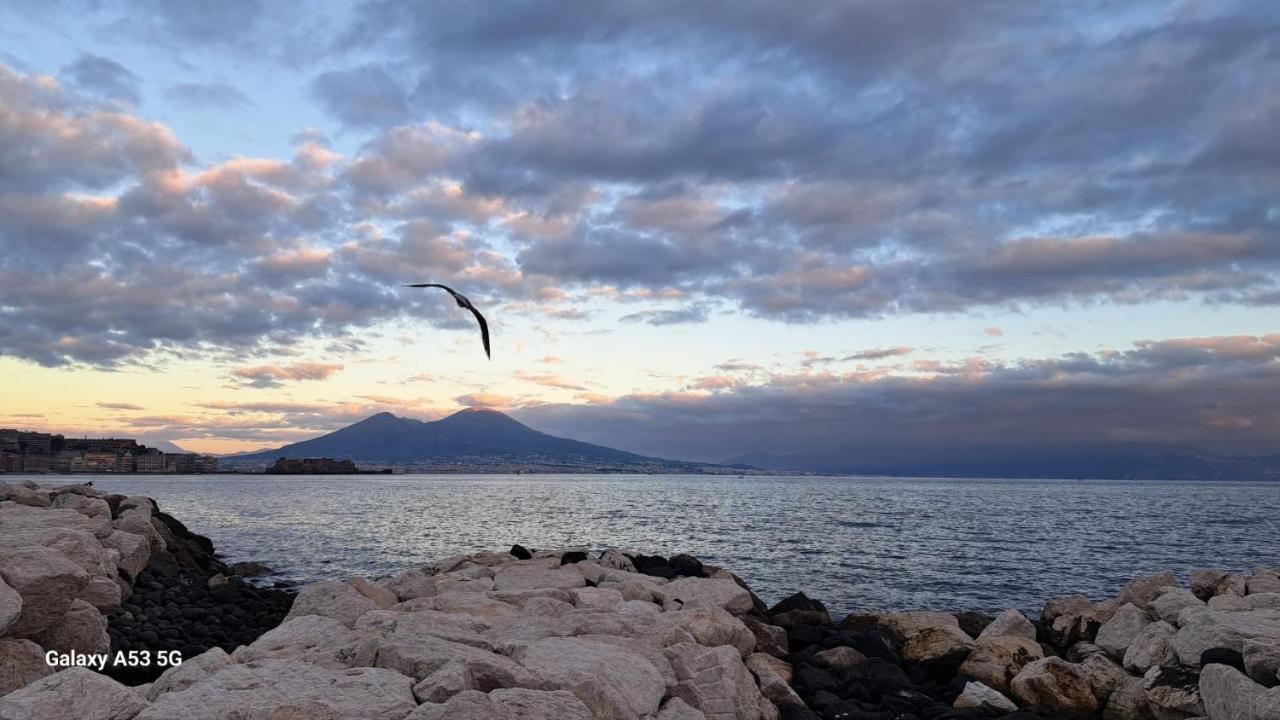 Aurora E Dad Naples Center B&B Dış mekan fotoğraf