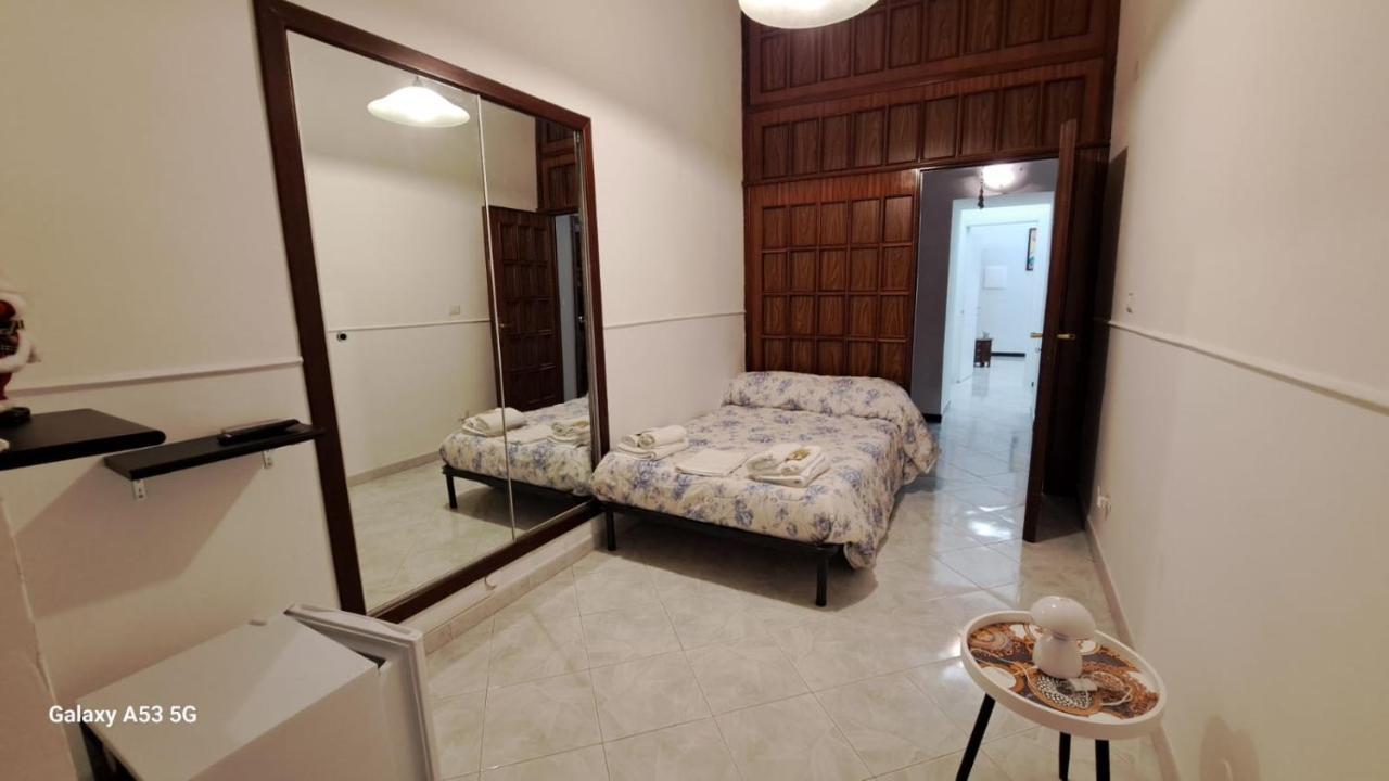 Aurora E Dad Naples Center B&B Dış mekan fotoğraf
