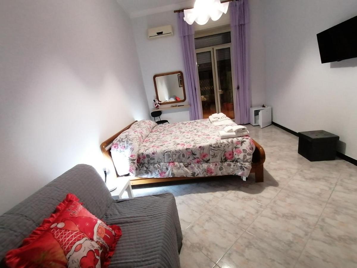 Aurora E Dad Naples Center B&B Dış mekan fotoğraf