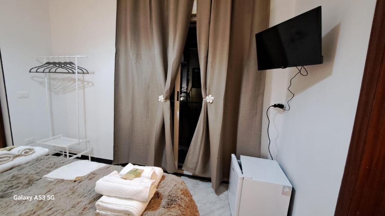 Aurora E Dad Naples Center B&B Dış mekan fotoğraf