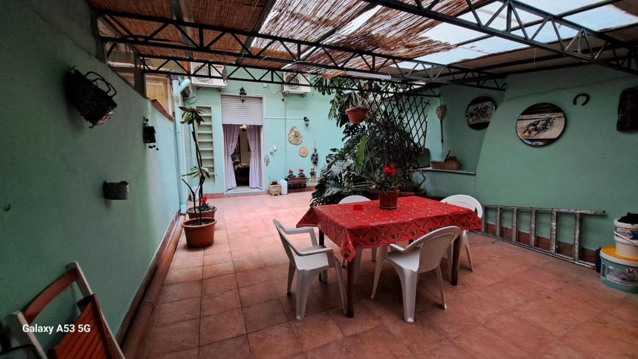 Aurora E Dad Naples Center B&B Dış mekan fotoğraf